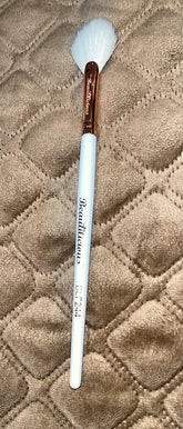 Beautilicious Fan Brush ( Medium ) Soft Natural Hair BLF244